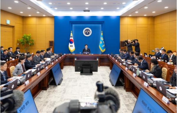 이재명 대통령, 제48차 수석보좌관회의 주재  기사 이미지