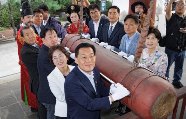 이재준 수원특례시장, “수원화성문화제를 세계가 함께 즐기는 글로벌 축제로 만들겠다” 기사 이미지